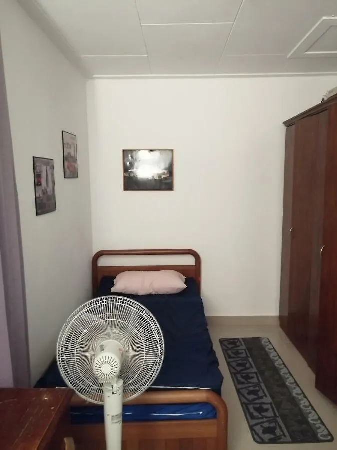 Holiday home Homestay Malinja Bandar Baru Uda Johor Bahru