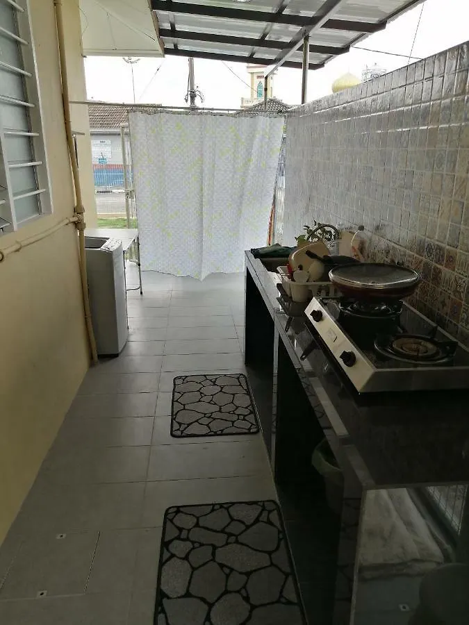 Homestay Malinja Bandar Baru Uda Johor Bahru 0*,  Malaysia