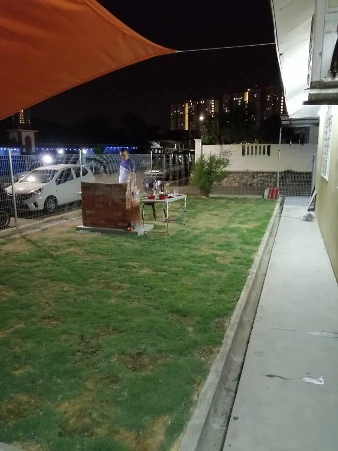 Homestay Malinja Bandar Baru Uda جوهر بهرو