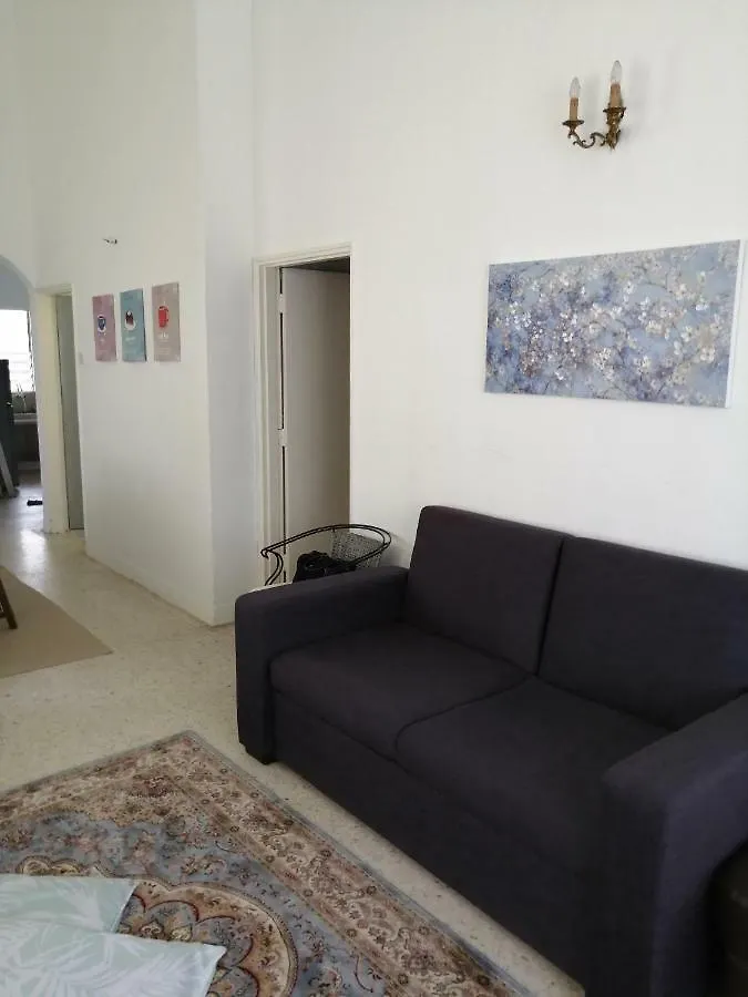 Homestay Malinja Bandar Baru Uda Johor Bahru Malaysia