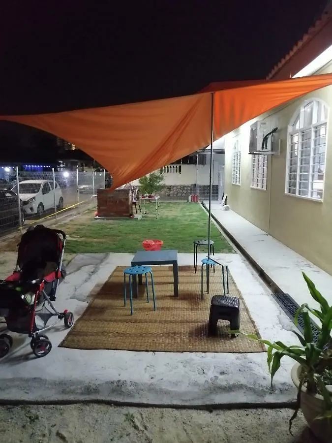 Homestay Malinja Bandar Baru Uda Johor Bahru Holiday home
